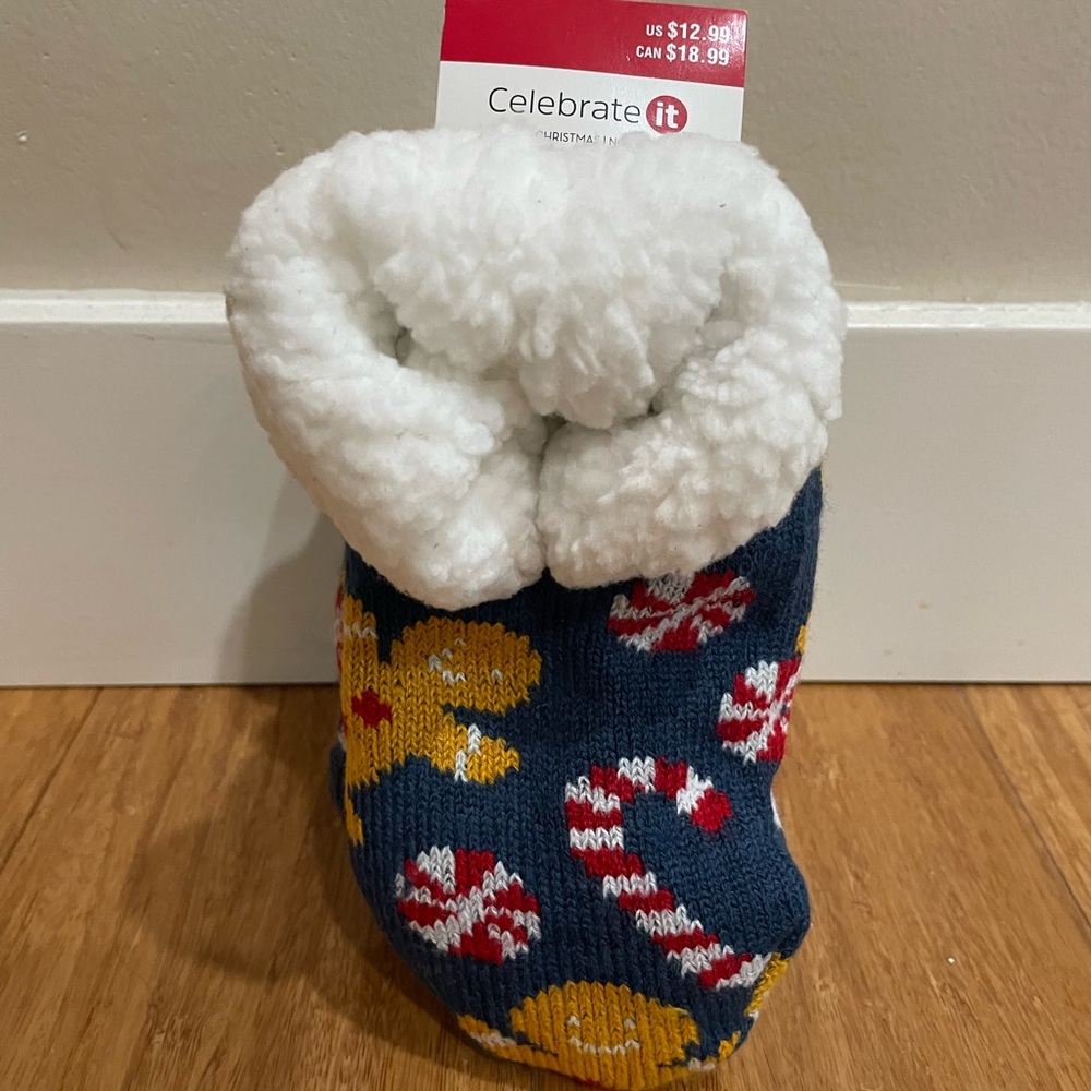 Christmas Gingerbread Slipper Socks